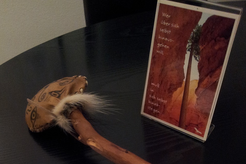 Ritual Persönliches mit Rasselbau